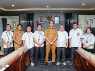Wali Kota Sawahlunto Riyanda Putra diskusi dengan jajaran Kantor Pajak Pratama (KPP) Solok dan KP2KP Sawahlunto