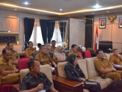 Pj Wali Kota Sawahlunto Dr. Zefnihan, AP, M.Si, ikuti pertemuan secara  online melalui zoom meeting dengan Dirjen Kebudayaan Kemendikbud