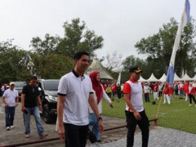 Memperingati HUT RI ke 80 Pemerintah Kota Laksanakan Berbagai Macam Perlombaan