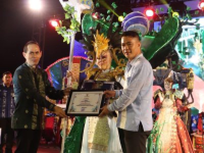 Sawahlunto kembali gelar Sawahlunto International Songket Silungkang Carnival ( SISSCa) tahun 2023 dengan meriah