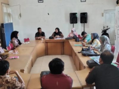 monitoring dan evaluasi administrasi pemerintahan desa tahun 2025
