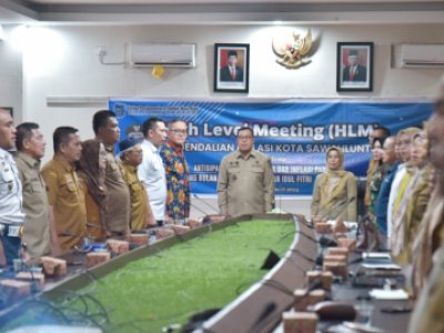 Penjabat (Pj) Wali Kota Sawahlunto, Dr. Zefnihan, AP, M.Si, pimpin High Level Meeting (HLM) Pengendalian Inflasi Kota Sawahlunto