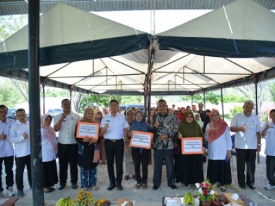 Wujud Dukungan Pada UMKM, Pemko Sawahlunto Beri Bantuan ATBM Sebanyak 44 Unit Untuk Pengrajin Tenun