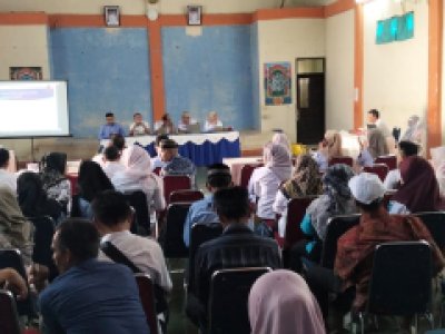 Rakor Sosialisasi Percepatan Pembentukan Koperasi Merah Putih di Desa dan Kelurahan Kecamatan Barangin