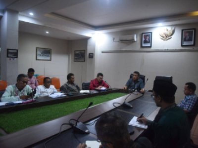 Perkuat Kinerja dan Sinergi, Sekda Sawahlunto Pimpin Rapat Terbatas Internal Setda