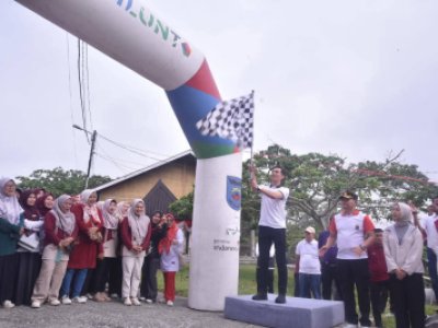 Wali Kota Sawahlunto Ikuti Jalan Santai dan Lomba Semarak HUT ke 80 RI