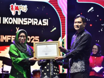 SIMfes Sawahlunto Raih Penghargaan Kharisma Event Nusantara , jadi Laboratorium Musik Etnik dan Ekonomi Kreatif