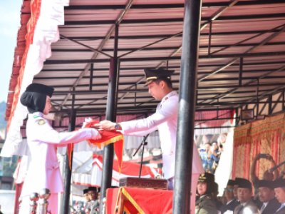 Wali Kota Sawahlunto Pimpin Upacara HUT RI ke 80 di Lapangan Ombilin