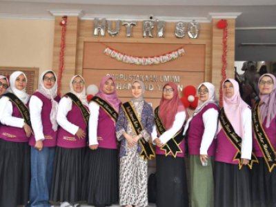 Gerakan Literasi Sawahlunto  diperkuat dengan Pengukuhan Bunda Literasi.