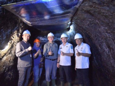 Pj Wali Kota Sawahlunto Fauzan Hasan, S.STP, M.Si dampingi Plt Kepala Perwakilan Bank Indonesia (BI) Sumbar Irfan Sukarna kunjungi destinasi wisata heritage Sawahlunto