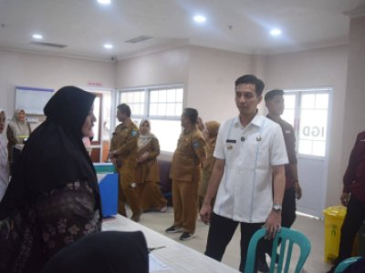 Sidak ke RSUD, Wali Kota Sawahlunto Tekankan Pembenahan Pelayanan Secara Menyeluruh