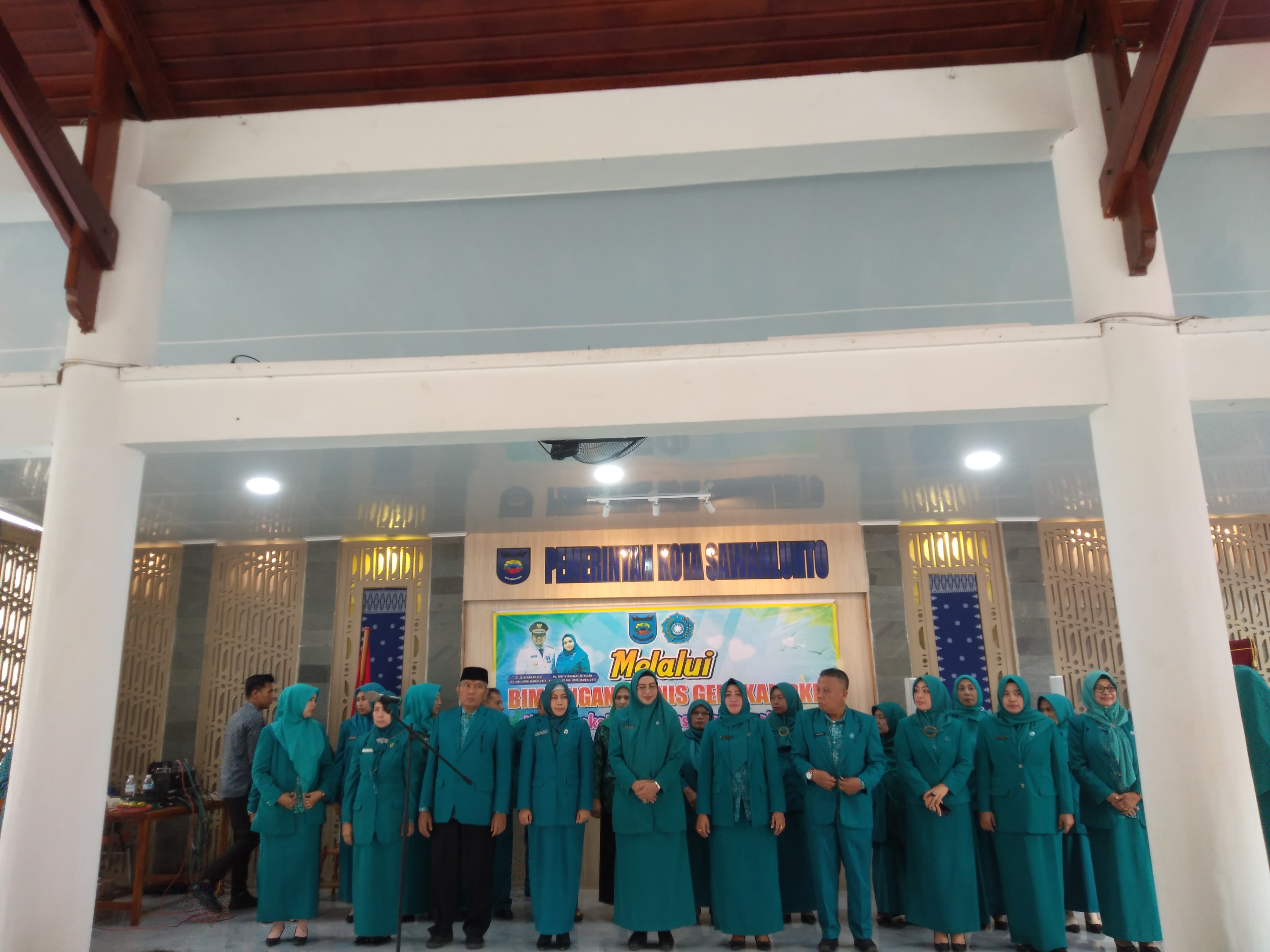 Ketua TP PKK Provinsi Sumatera Barat beserta Rombongan hadiri bimbingan teknik PKK Kota Sawahlunto